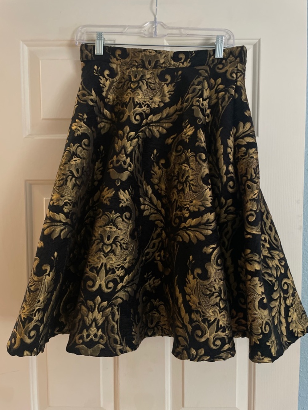 Chicwish skirt size medium new without tags